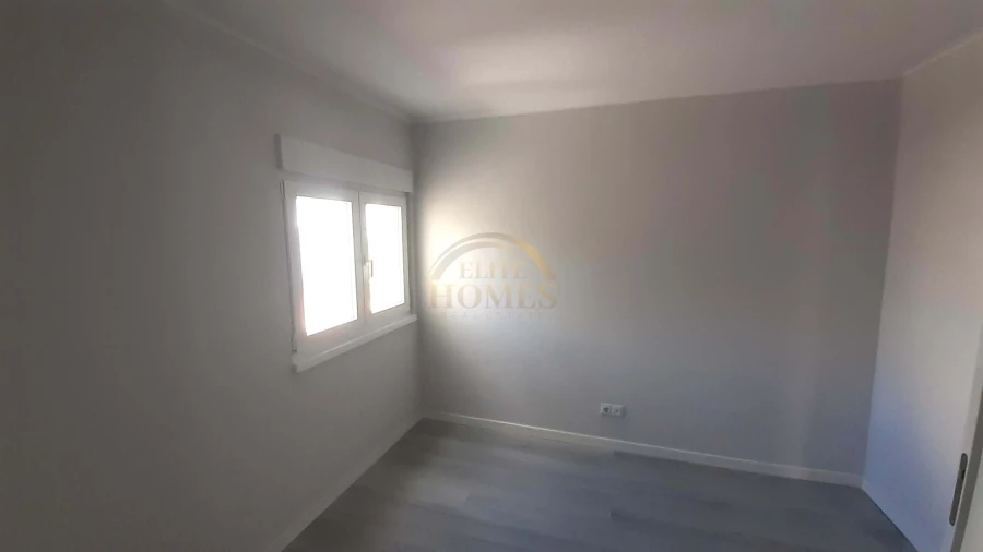 Apartamento T3 para Venda em Laranjeiro e Feijó Foto 20
