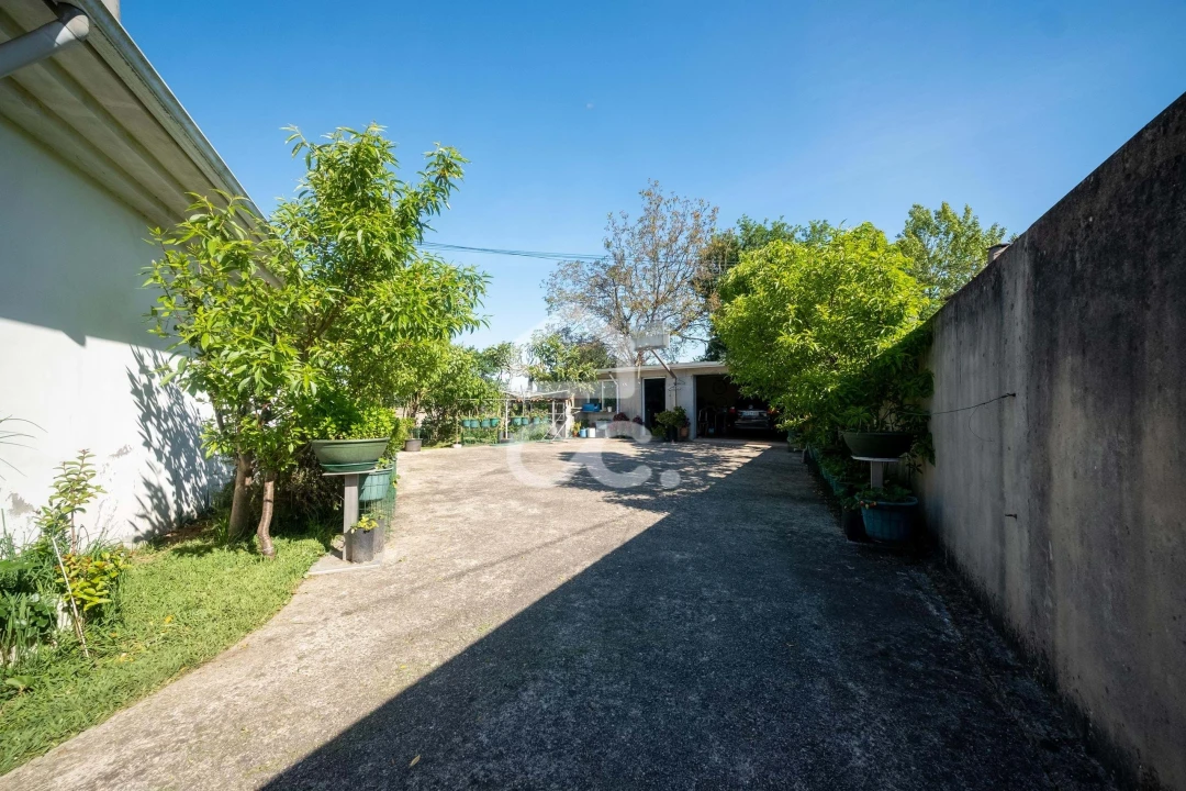 Moradia T4 para Venda em Areias, Sequeirô, Lama e Palmeira Foto 21
