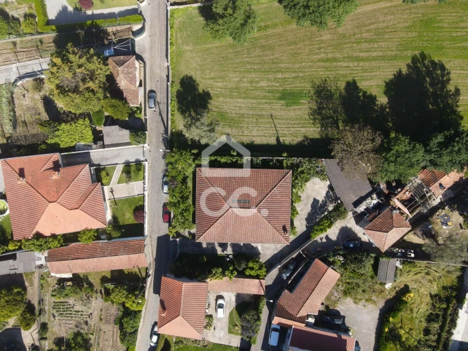 Moradia T4 para Venda em Areias, Sequeirô, Lama e Palmeira Foto 29