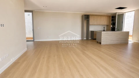 Moradia T3 para Venda em Arco da Calheta