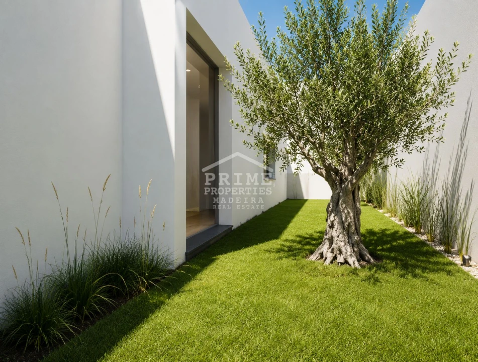 Moradia T3 para Venda em Arco da Calheta Foto 6