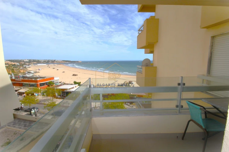Apartamento T2 para Venda em Portimão Foto 2