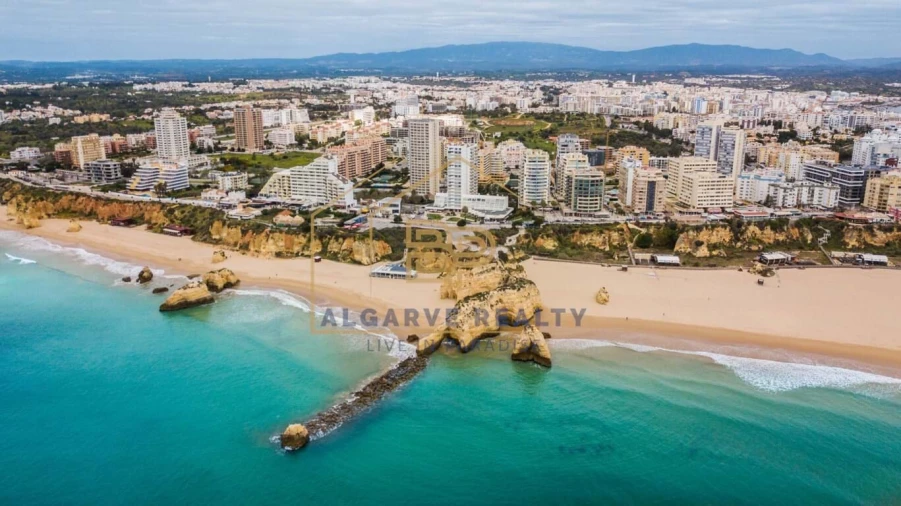 Apartamento T2 para Venda em Portimão Foto 28