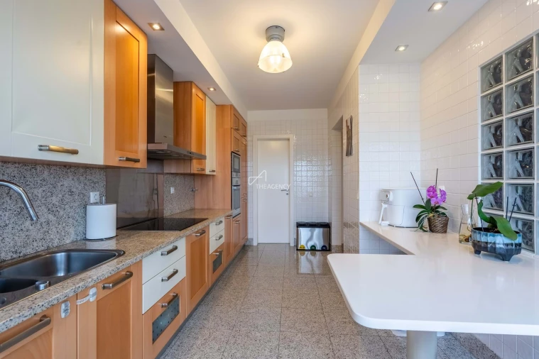 Apartamento T4 para Venda em Parque das Nações Foto 16