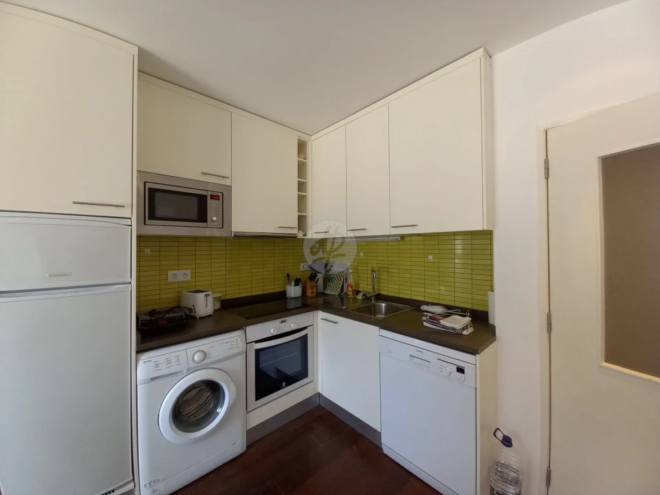 Apartamento T1 para Arrendamento férias em Lagos (São Sebastião e Santa Maria) Foto 9
