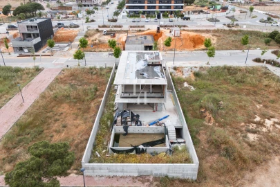 Moradia T3 para Venda em Montenegro