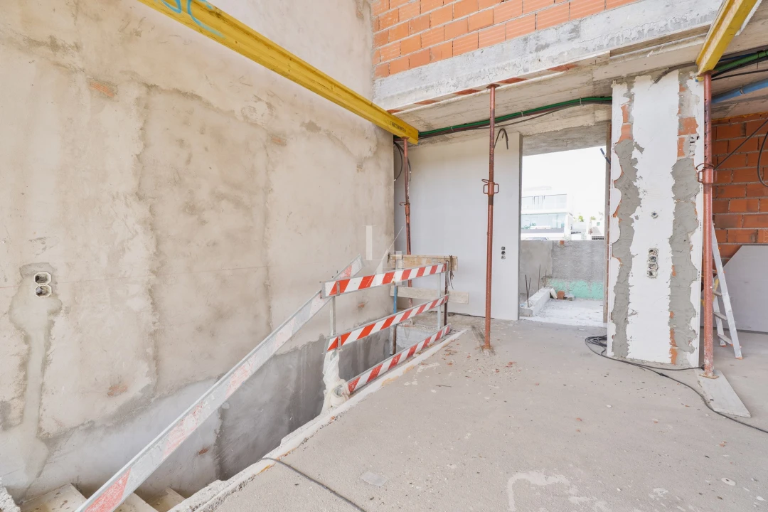 Moradia T3 para Venda em Montenegro Foto 22