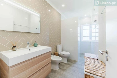 Apartamento T3 para Venda em Agualva e Mira-Sintra