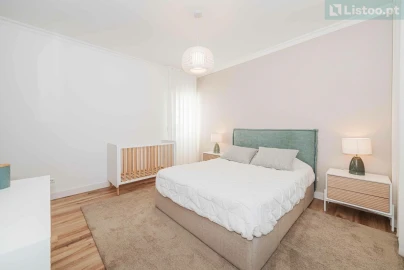 Apartamento T3 para Venda em Agualva e Mira-Sintra