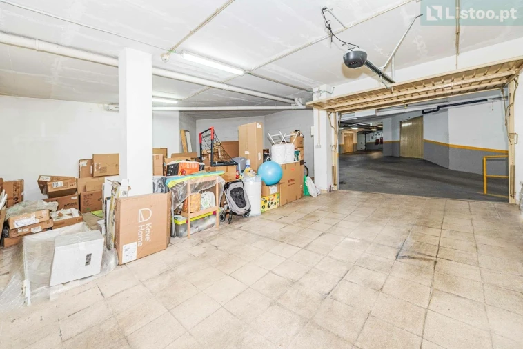 Apartamento T3 para Venda em Agualva e Mira-Sintra Foto 22