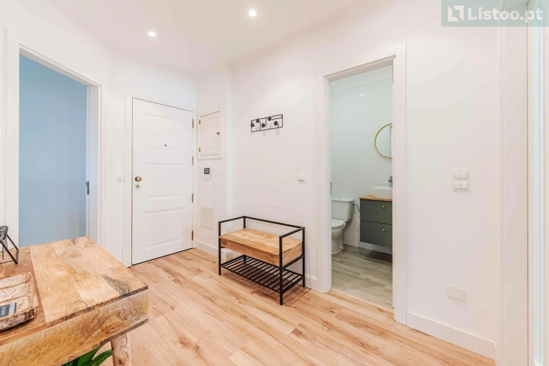 Apartamento T3 para Venda em Agualva e Mira-Sintra Foto 9