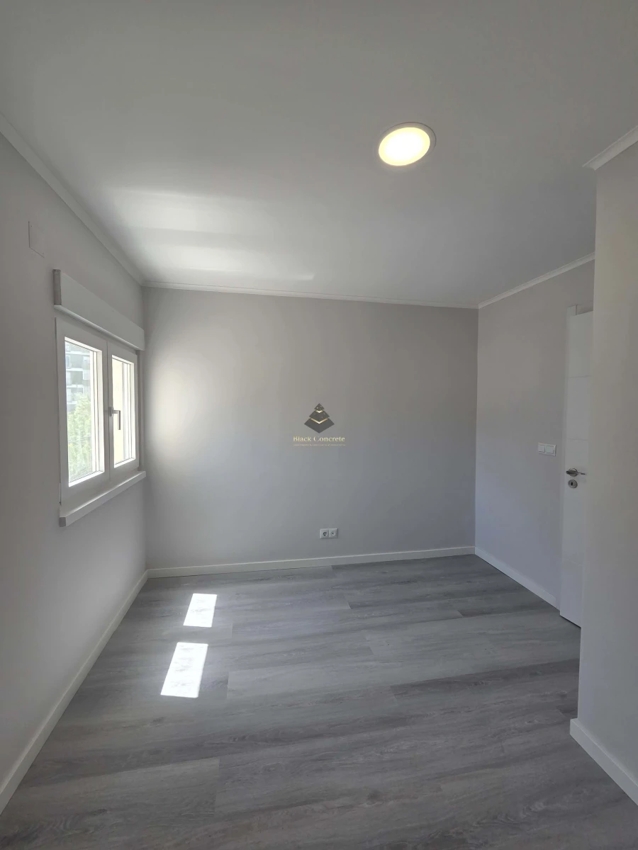 Apartamento T3 para Venda em Laranjeiro e Feijó Foto 11