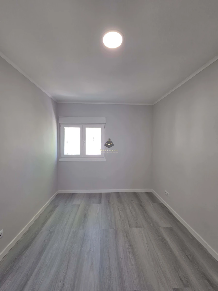 Apartamento T3 para Venda em Laranjeiro e Feijó Foto 8