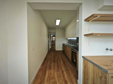 Apartamento T3 para Venda em São Domingos de Benfica