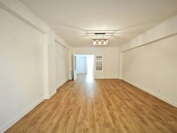 Apartamento T3 para Venda em São Domingos de Benfica