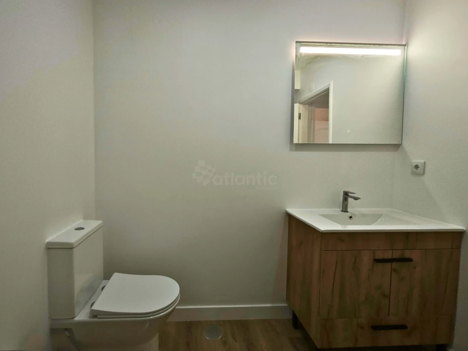 Apartamento T3 para Venda em São Domingos de Benfica Foto 3