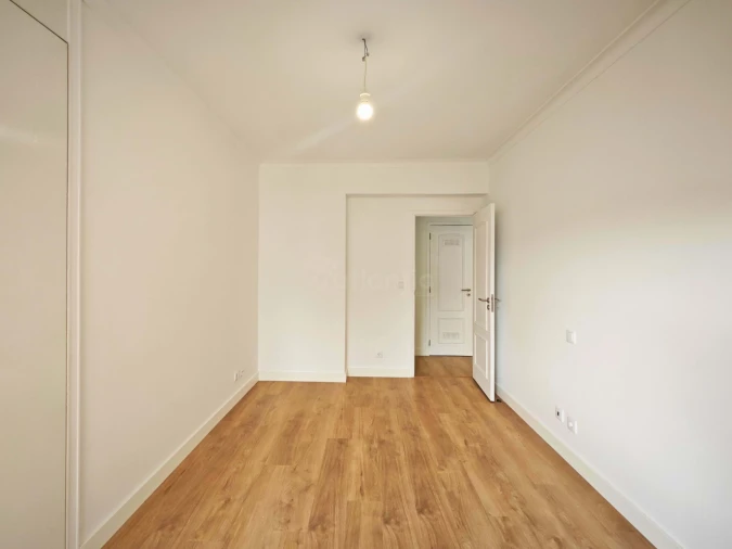 Apartamento T3 para Venda em São Domingos de Benfica Foto 24