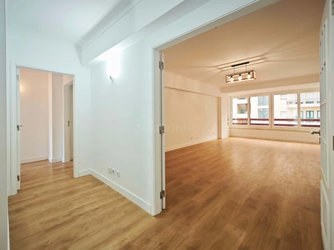 Apartamento T3 para Venda em São Domingos de Benfica Foto 7