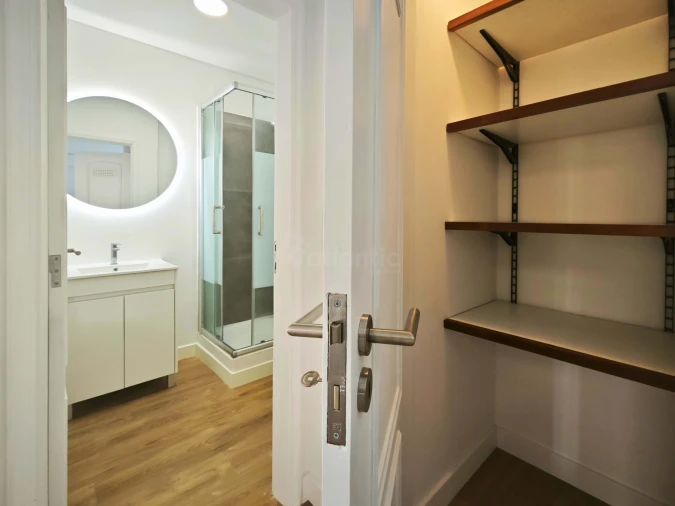 Apartamento T3 para Venda em São Domingos de Benfica Foto 16