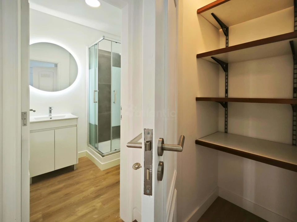Apartamento T3 para Venda em São Domingos de Benfica Foto 16