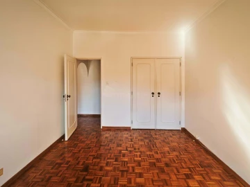 Apartamento T2 para Venda em Mina de Água