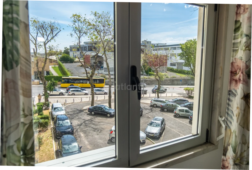 Apartamento T2 para Venda em Carnaxide e Queijas Foto 21