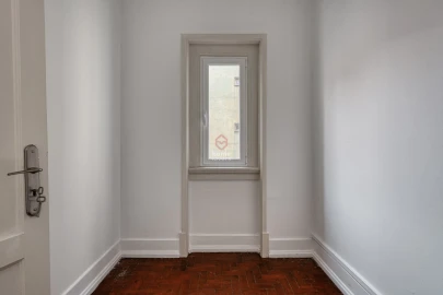 Apartamento T5 para Venda em Avenidas Novas