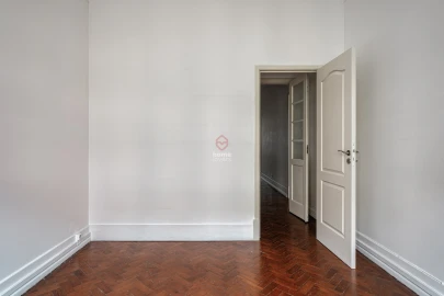 Apartamento T5 para Venda em Avenidas Novas