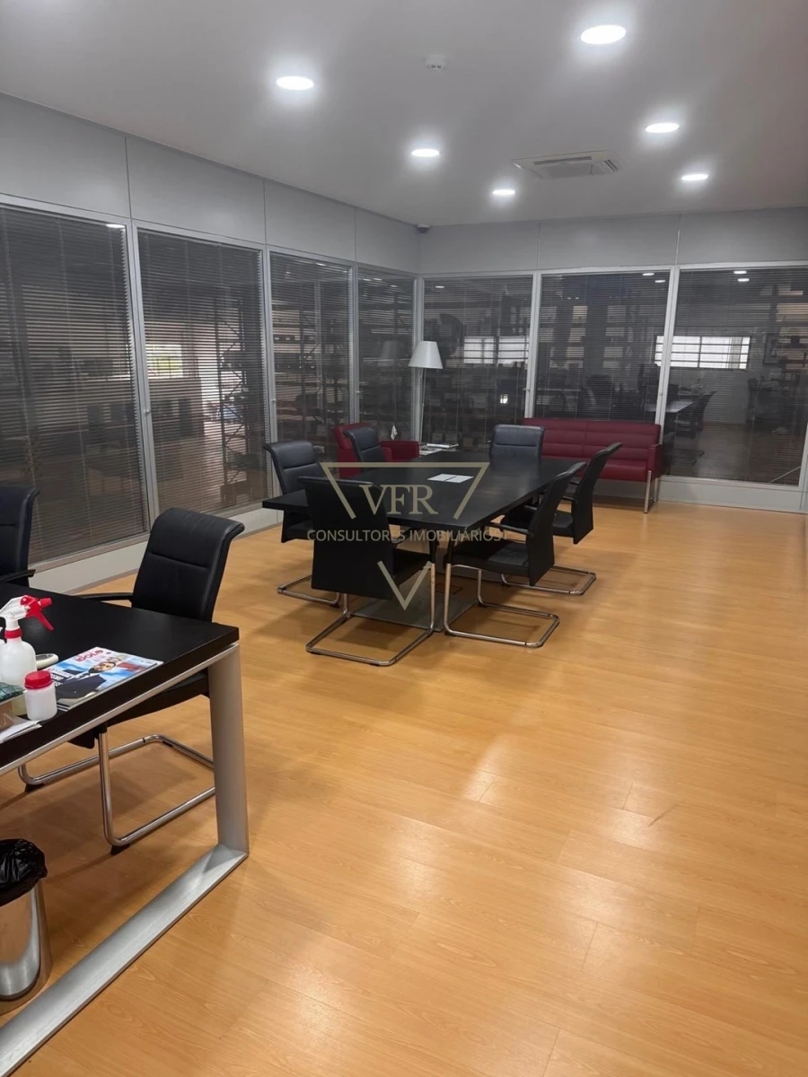 Armazém para Venda em Samora Correia Foto 6