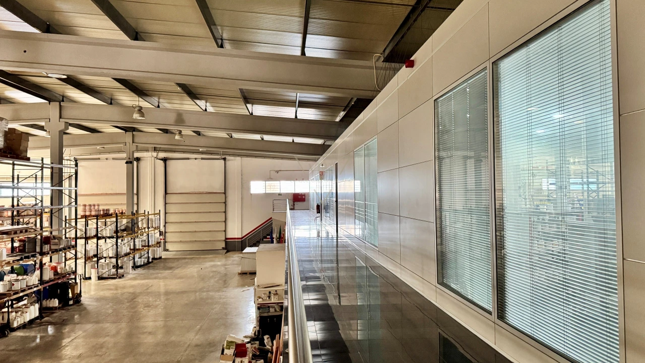 Armazém para Venda em Samora Correia Foto 20