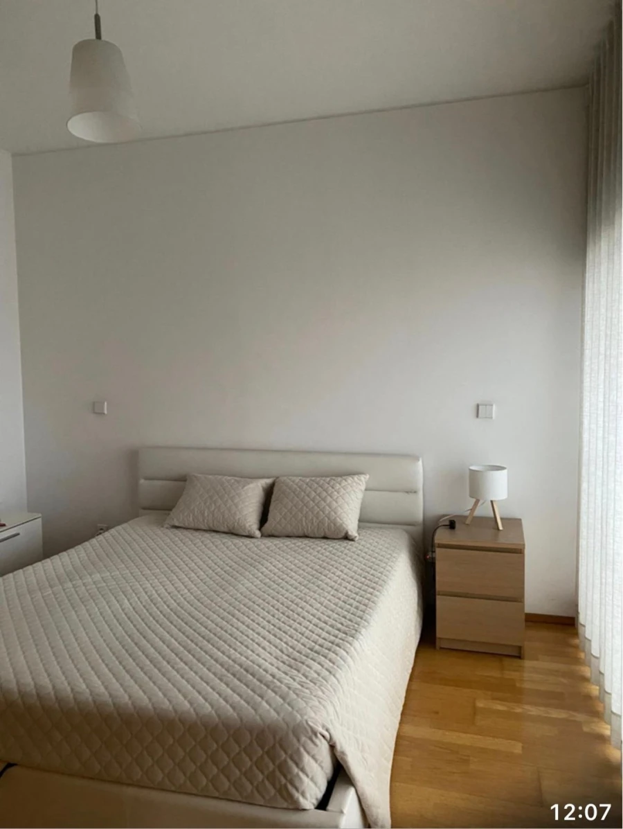 Apartamento T1 para Arrendamento em Azurem Foto 5