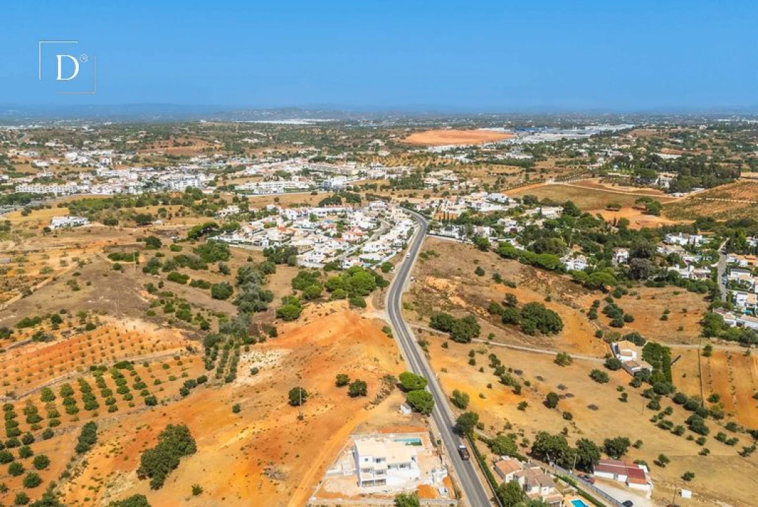 Moradia T6 para Venda em Albufeira e Olhos de Água Foto 21