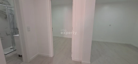 Apartamento T2 para Venda em Funchal (Santa Luzia)