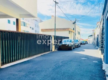 Apartamento T2 para Venda em Funchal (Santa Luzia)