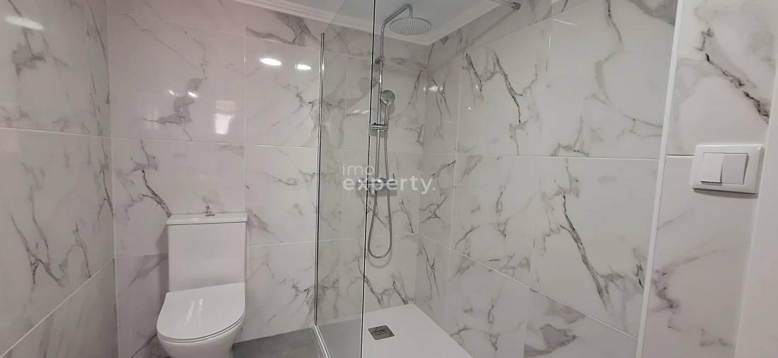 Apartamento T2 para Venda em Funchal (Santa Luzia) Foto 8