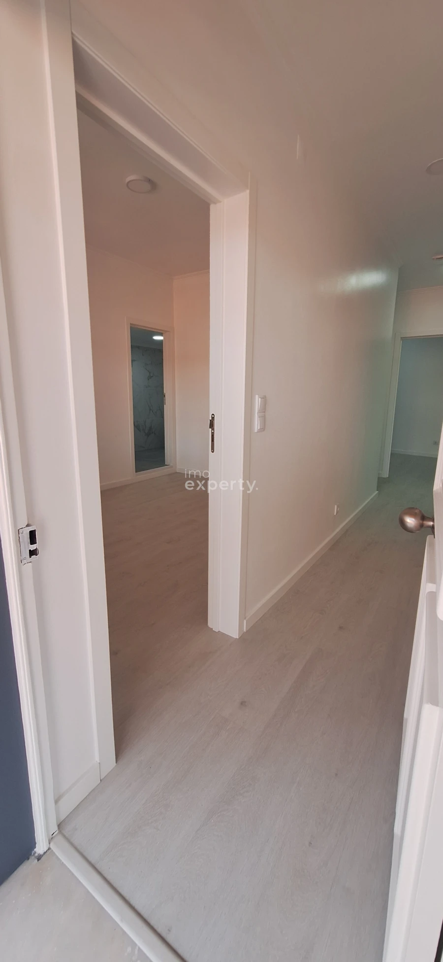 Apartamento T2 para Venda em Funchal (Santa Luzia) Foto 12