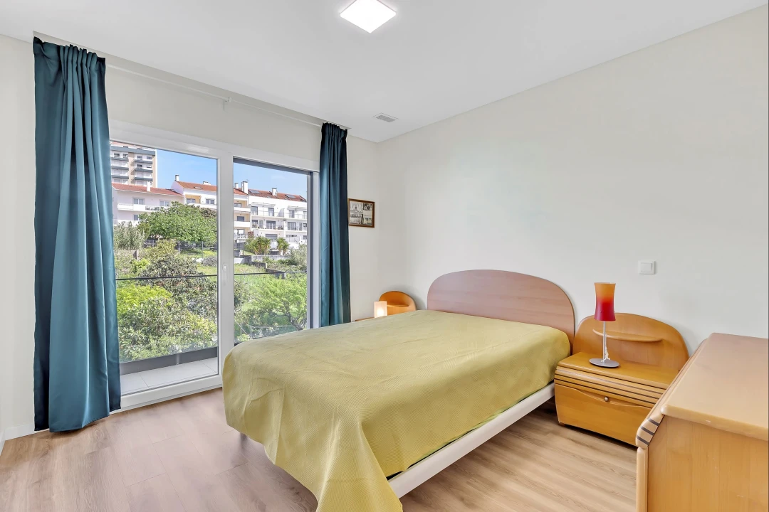 Apartamento T4 para Venda em Buarcos Foto 9