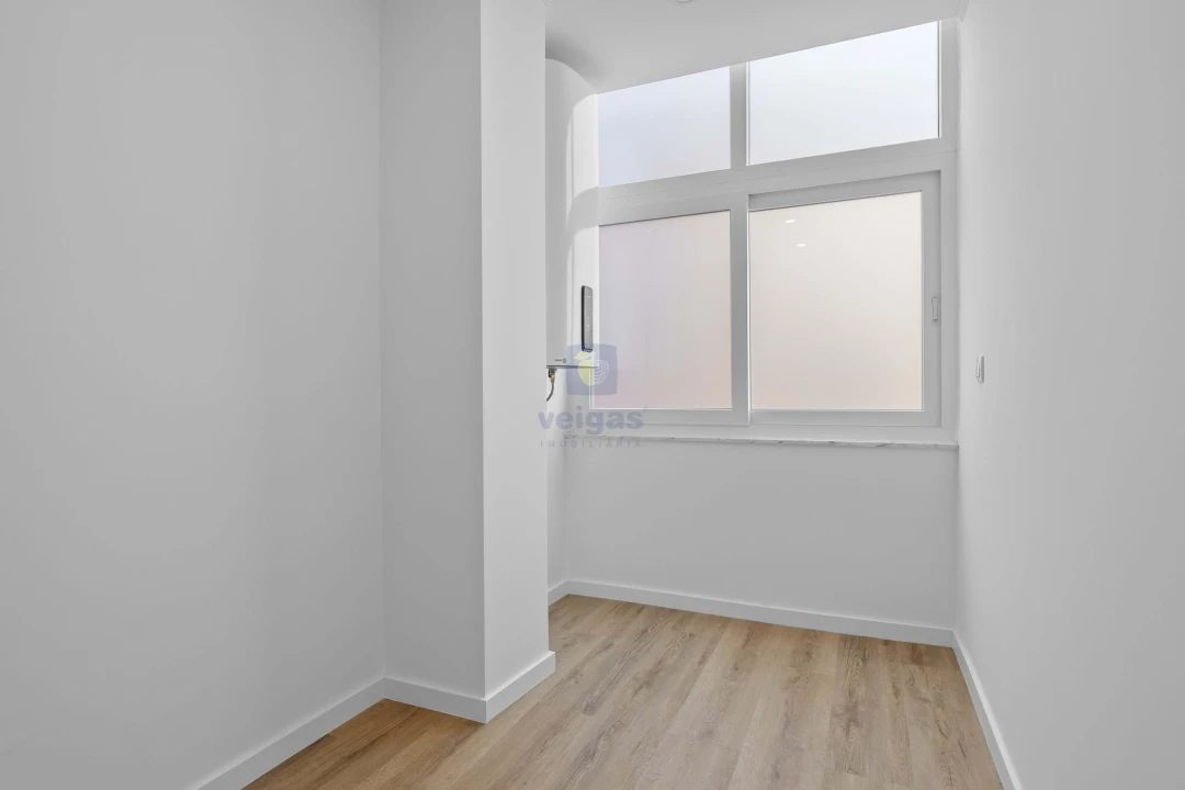 Apartamento T4 para Venda em Alto do Seixalinho, Santo André e Verderena Foto 18