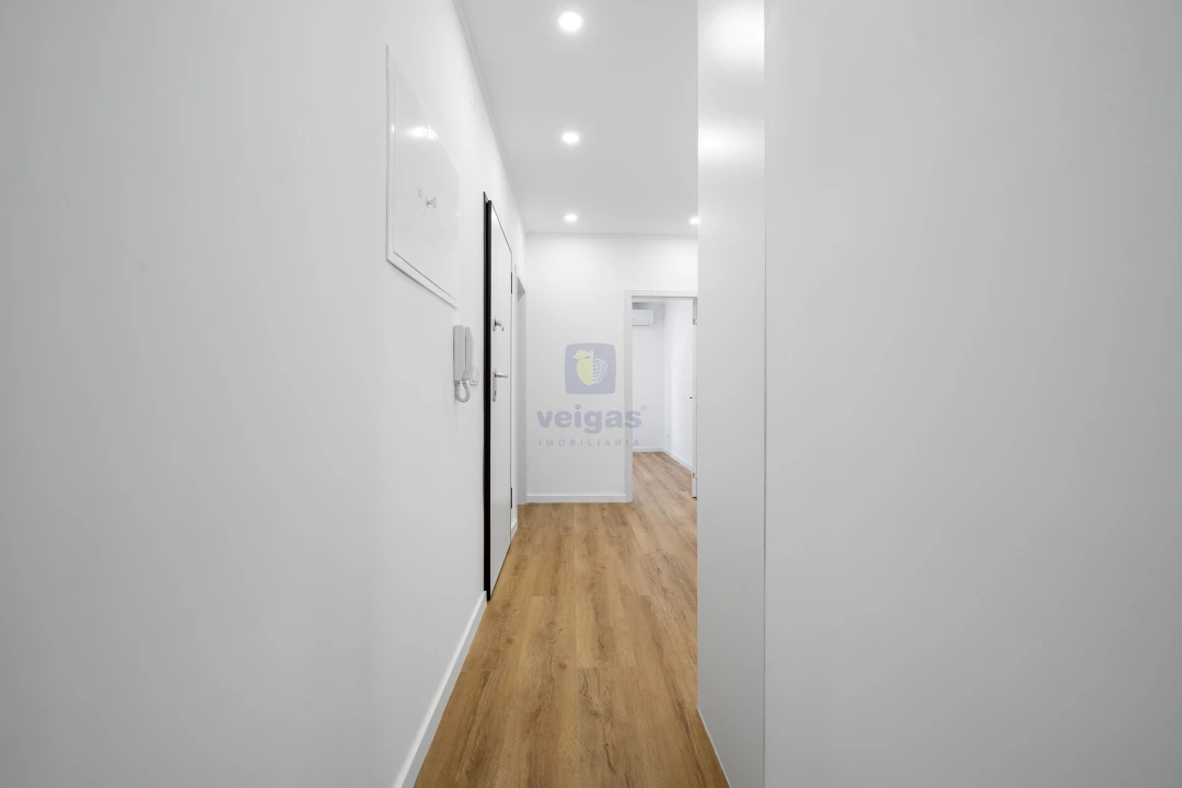 Apartamento T4 para Venda em Alto do Seixalinho, Santo André e Verderena Foto 9