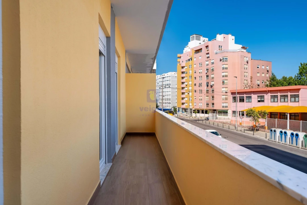 Apartamento T4 para Venda em Alto do Seixalinho, Santo André e Verderena Foto 25