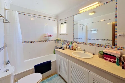 Apartamento T1 para Venda em Albufeira e Olhos de Água