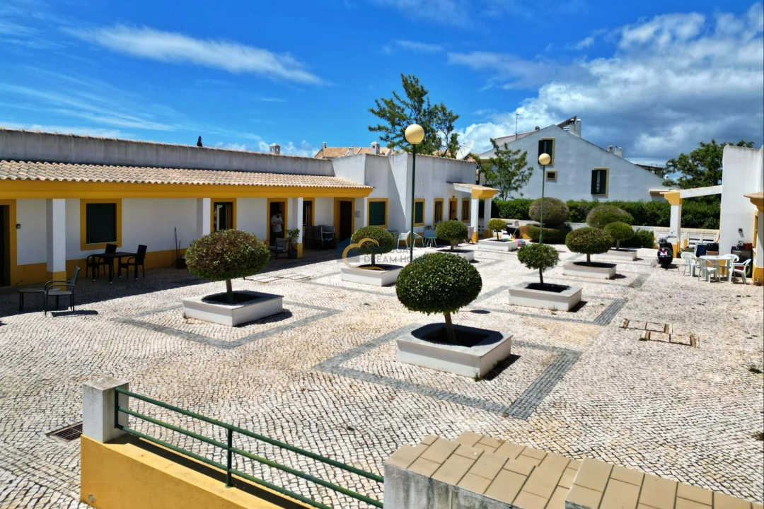 Apartamento T1 para Venda em Albufeira e Olhos de Água Foto 2