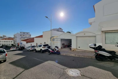 Garagem para Venda em Albufeira e Olhos de Água