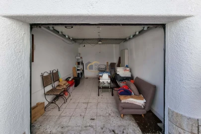 Garagem para Venda em Albufeira e Olhos de Água