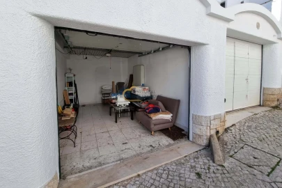 Garagem para Venda em Albufeira e Olhos de Água