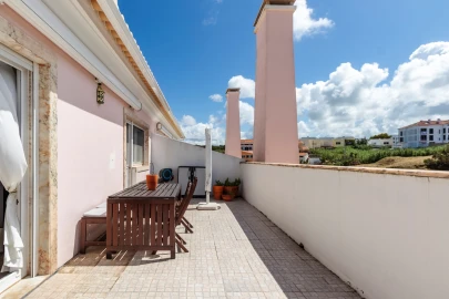 Apartamento T2 para Venda em Colares