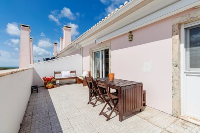 Apartamento T2 para Venda em Colares