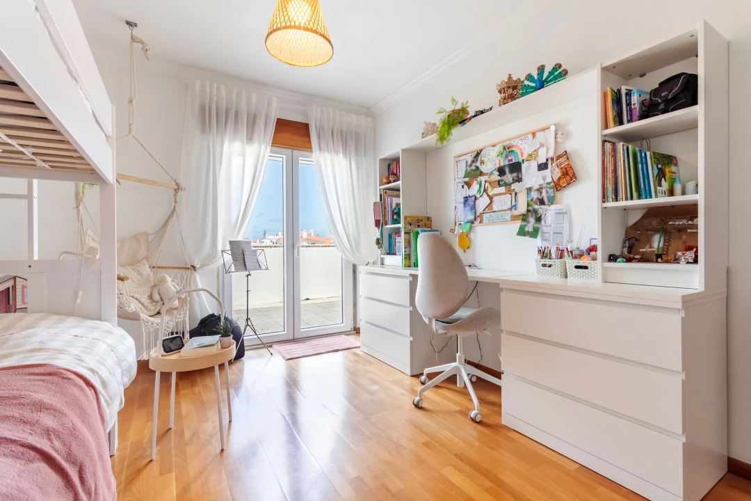 Apartamento T2 para Venda em Colares Foto 28