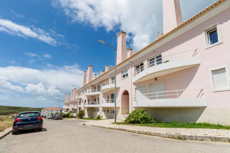 Apartamento T2 para Venda em Colares Foto 47