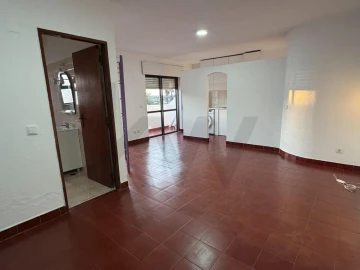 Apartamento T1 para Venda em Albufeira e Olhos de Água